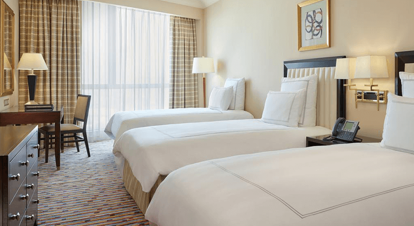 Swissotel Al Maqam (Bed & Breakfast)